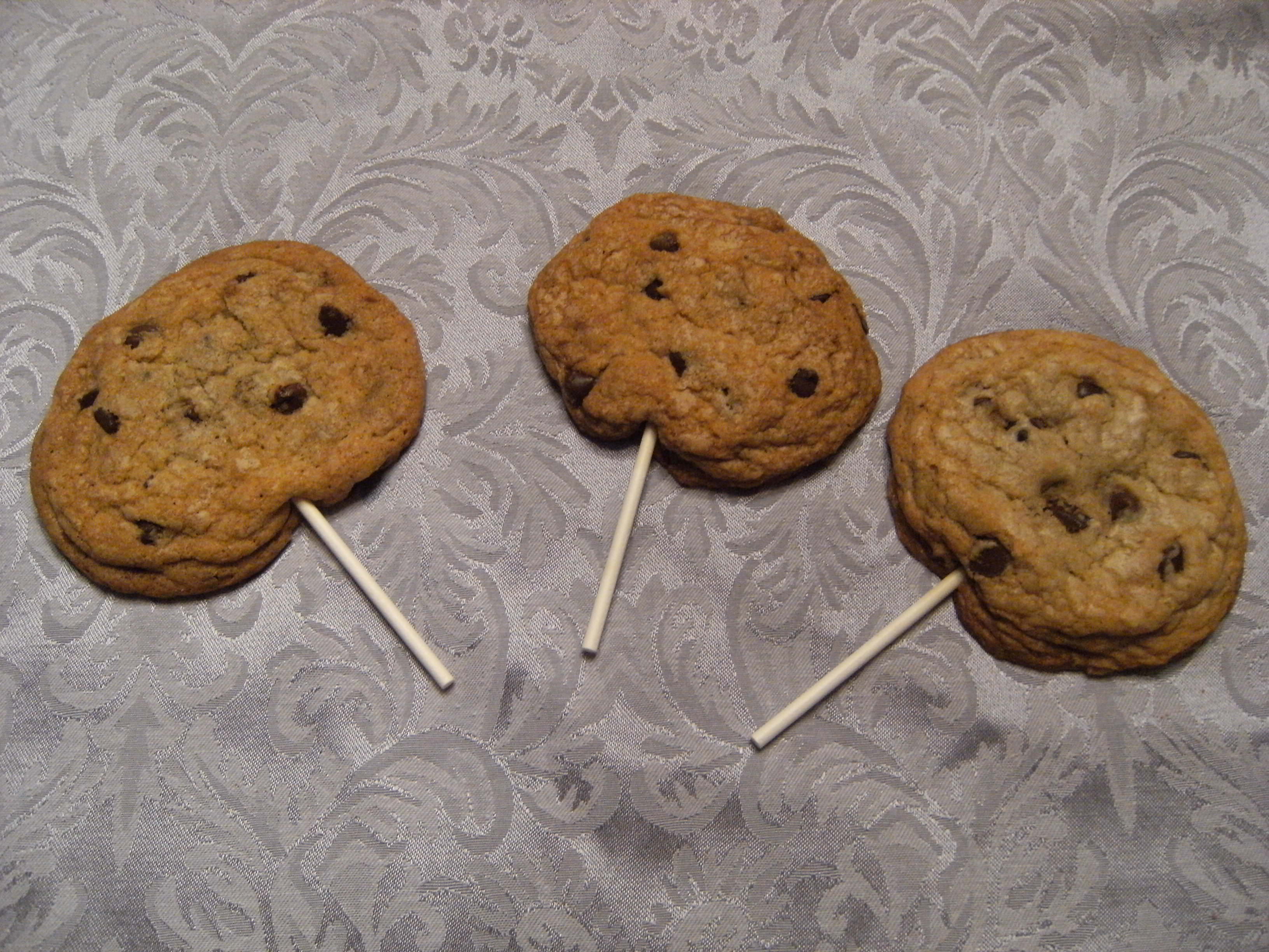 My favorite chocolate chip cookie recipe, turned into chocolate chip cookie pops!