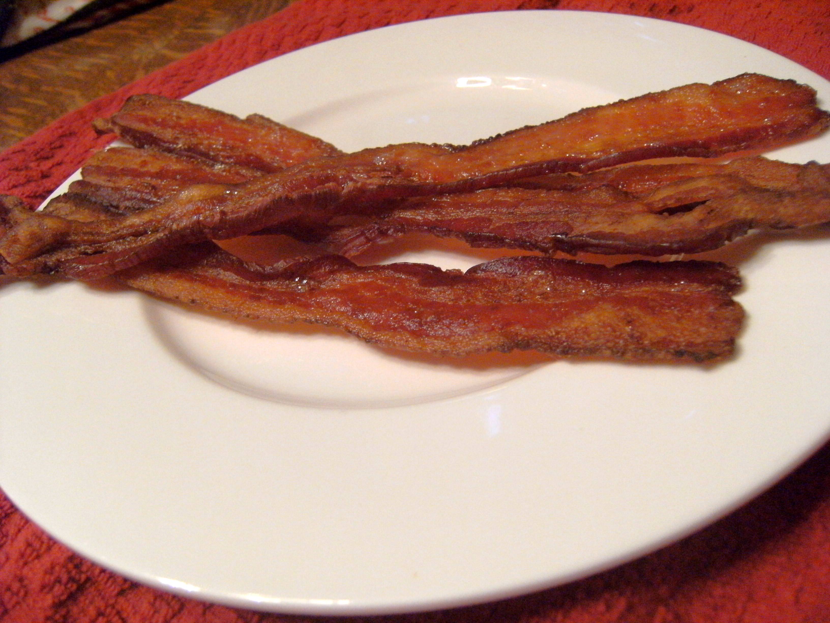 Oven Cooked Bacon - Learn how to make it at ComfortablyDomestic.com