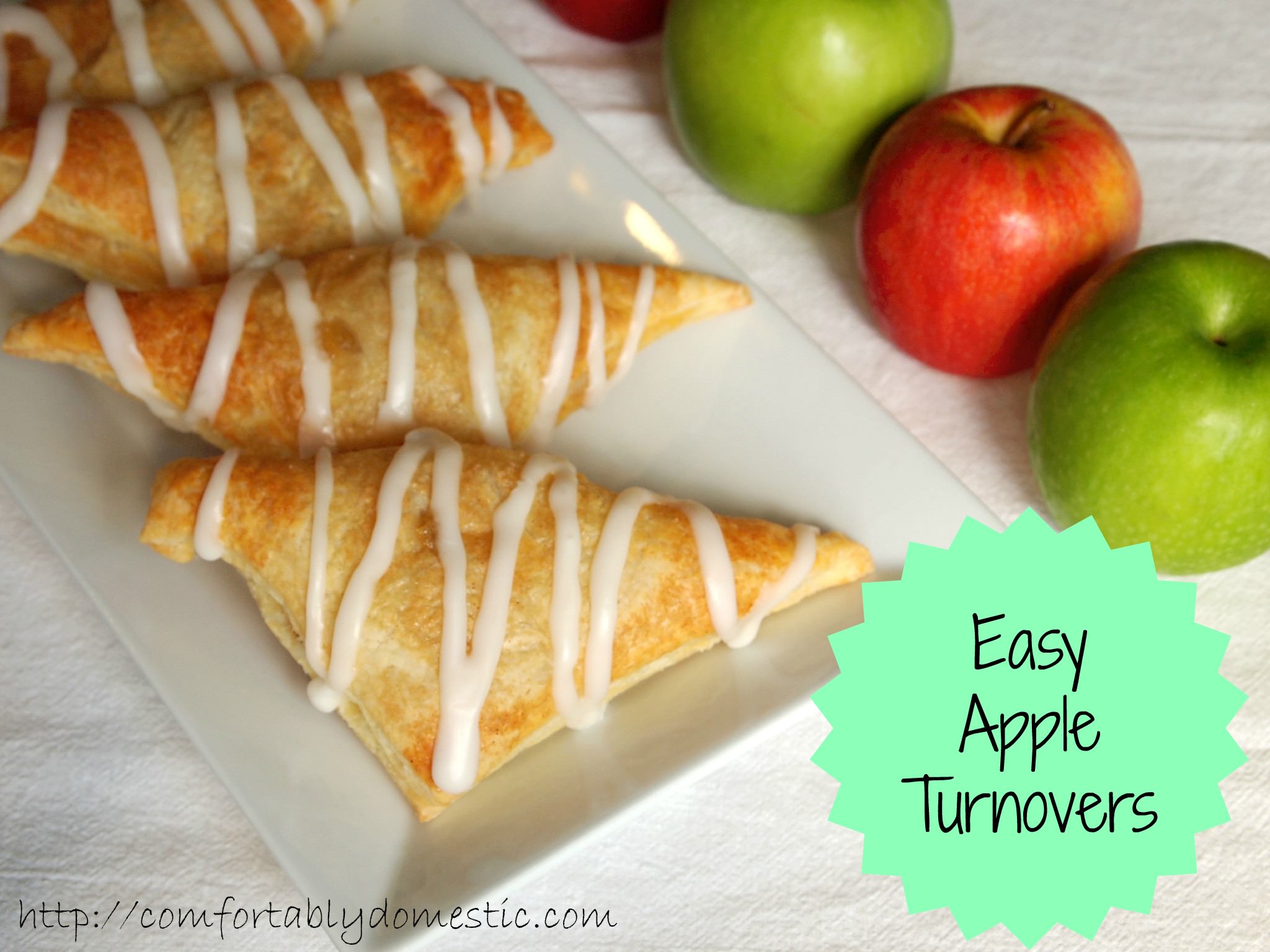 Apple turnovers are a sweet treat in the morning with a cup of coffee, as an afternoon snack, or for a light dessert. The best part is that they're incredibly easy to make! | ComfortablyDomestic.com