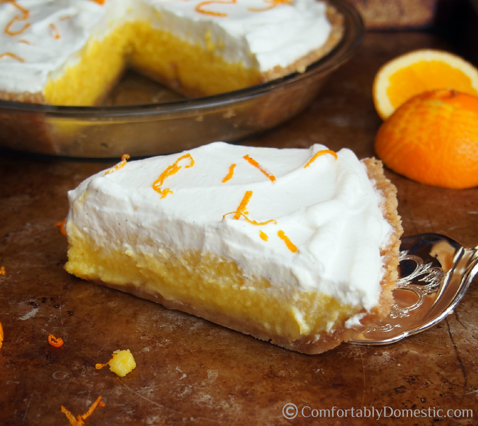 Orange Cream Pie || ComfortablyDomestic.com