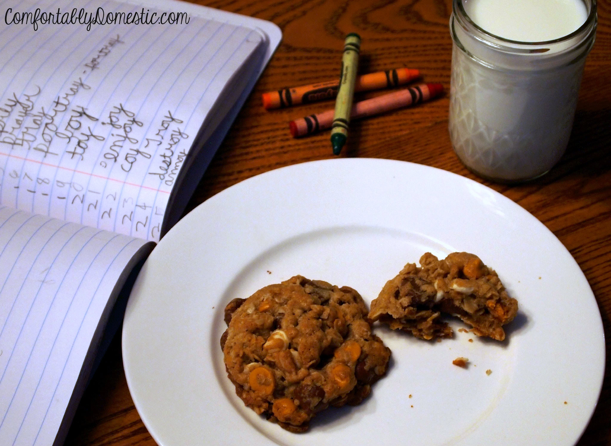 Browned Butter Oatmeal Triple Chip Cookies | ComfortablyDomestic.com